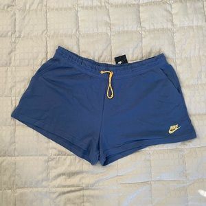 Nike woman’s shorts
